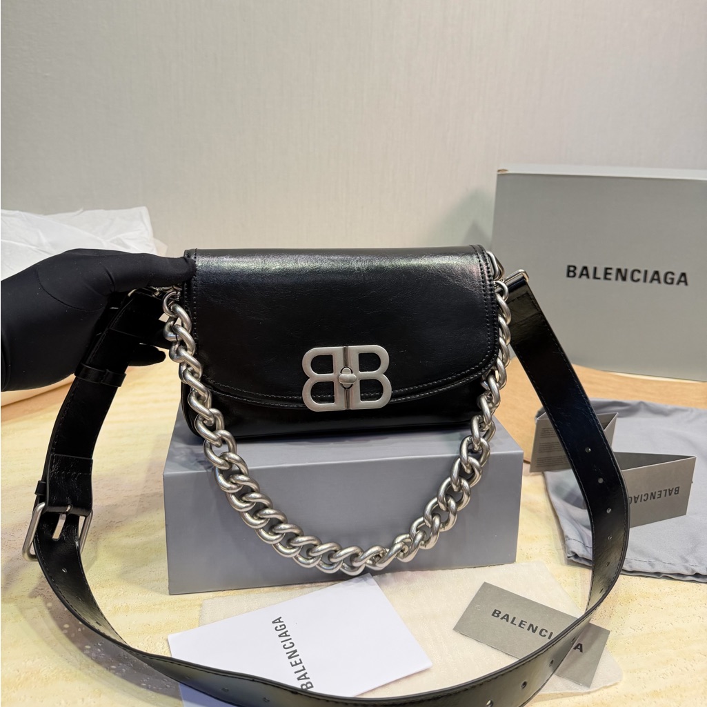 Balenciaga 23x5x14cm Black Leather Shoulder Bag